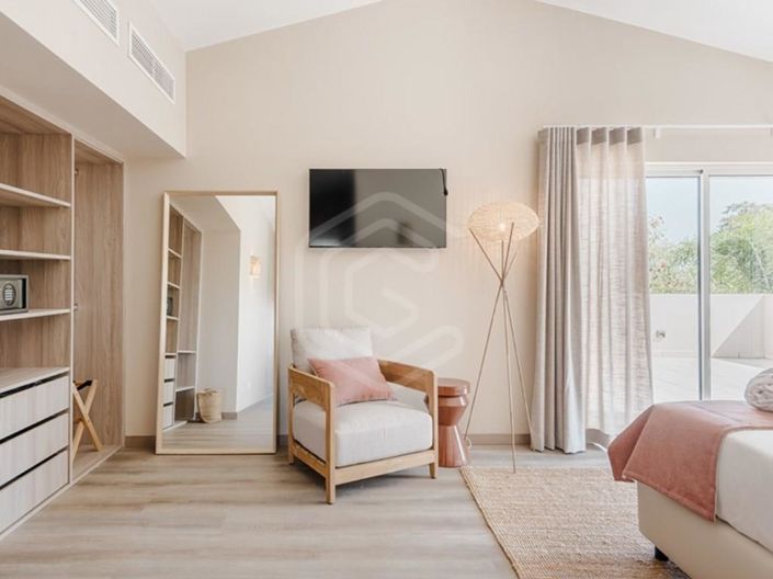 Image No.20-2 Bed House for sale