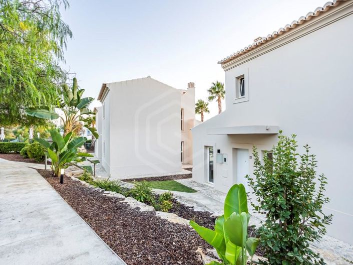 Image No.30-2 Bed House for sale