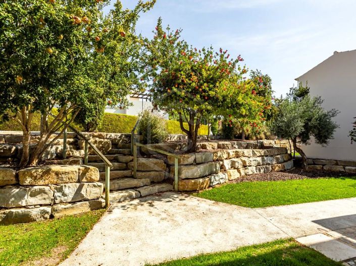 Image No.37-2 Bed House for sale