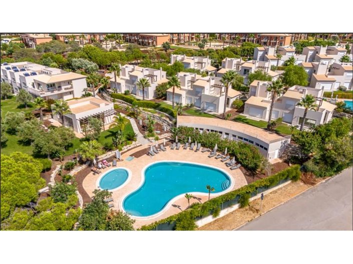 Image No.30-2 Bed House for sale