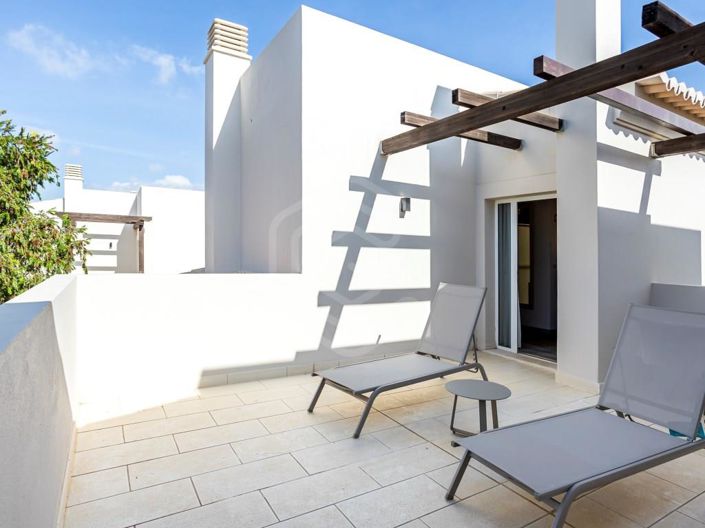 Image No.27-2 Bed House for sale