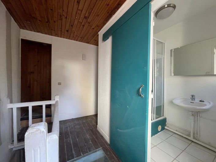 Image No.7-3 Bed House for sale