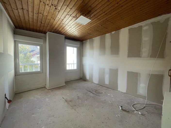 Image No.9-3 Bed House for sale