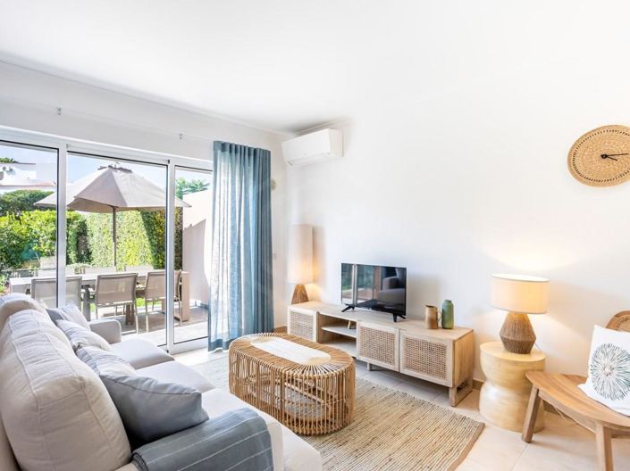 Image No.4-2 Bed House for sale