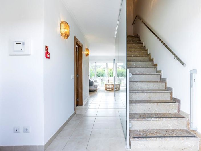 Image No.18-2 Bed House for sale