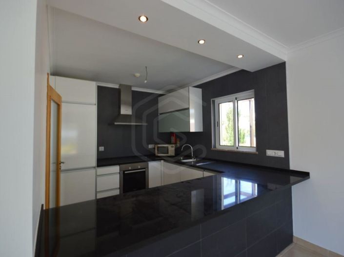 Image No.6-1 Bed House for sale