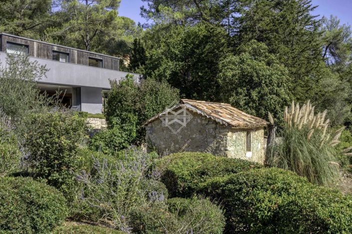 Image No.9-4 Bed House for sale