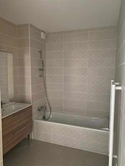 Image No.3-Appartement de 2 chambres à vendre à Evian-les-Bains