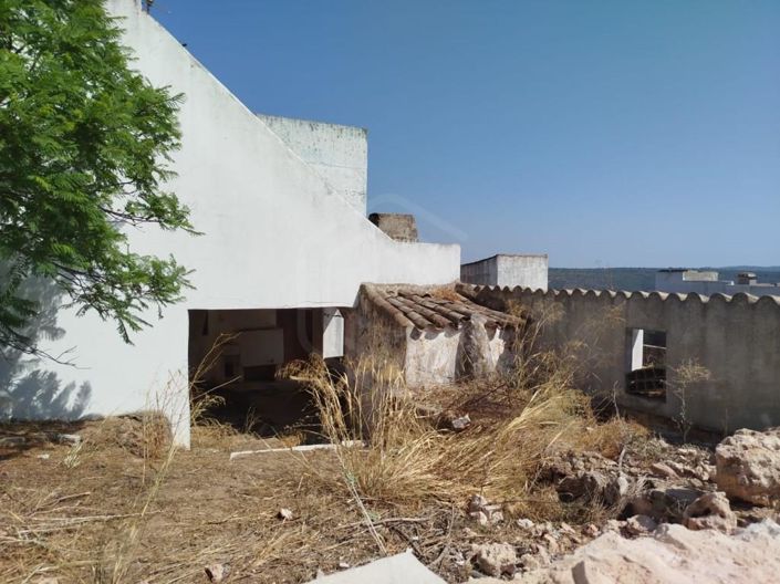 Image No.13-3 Bed House for sale