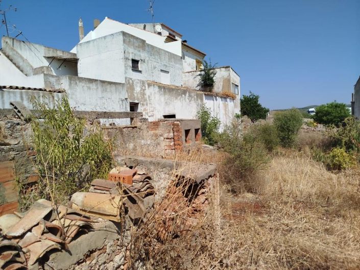 Image No.14-3 Bed House for sale