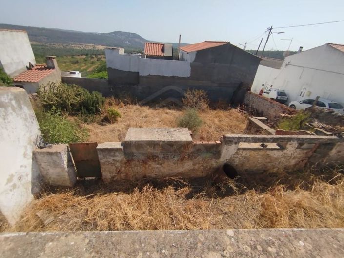 Image No.16-3 Bed House for sale