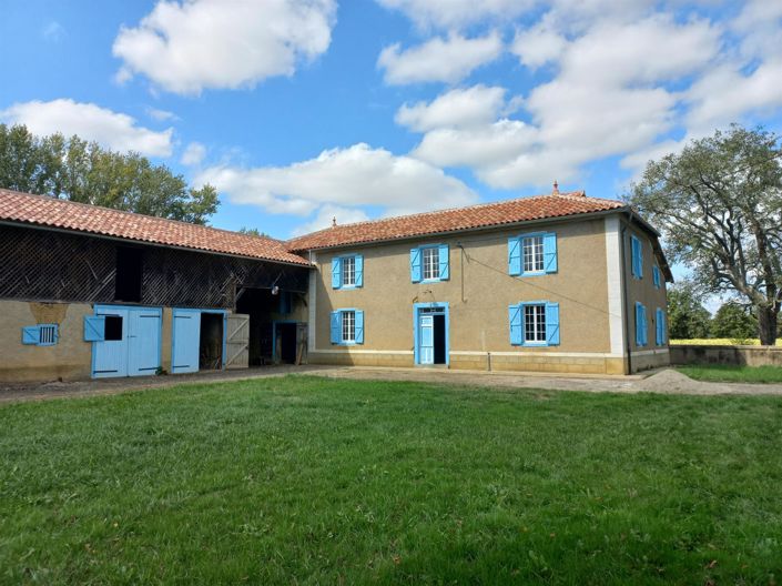 Image No.14-4 Bed House for sale