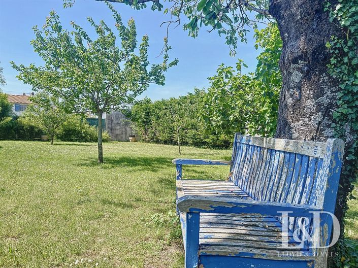 Image No.9-3 Bed House for sale