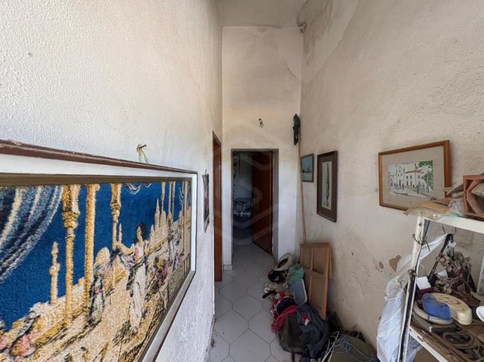 Image No.10-3 Bed House for sale