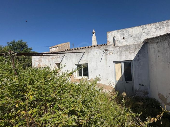 Image No.18-3 Bed House for sale