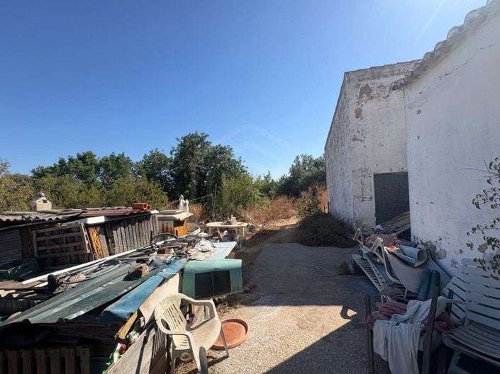 Image No.8-3 Bed House for sale