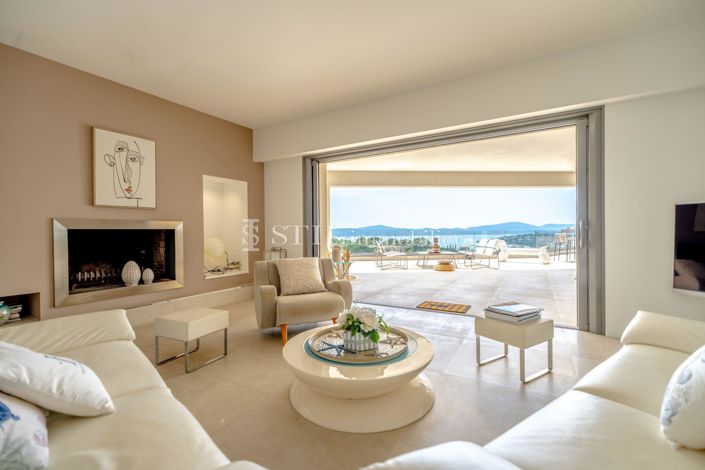 Image No.3-5 Bed House for sale