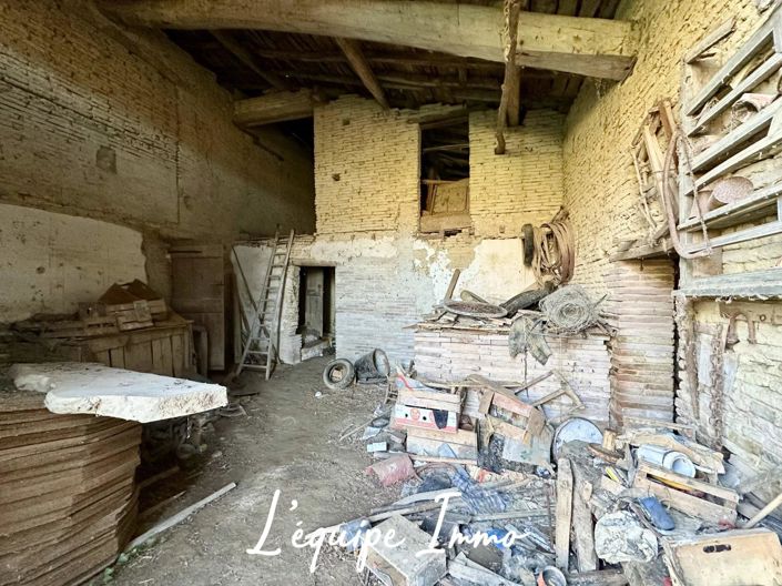 Image No.10-3 Bed House for sale