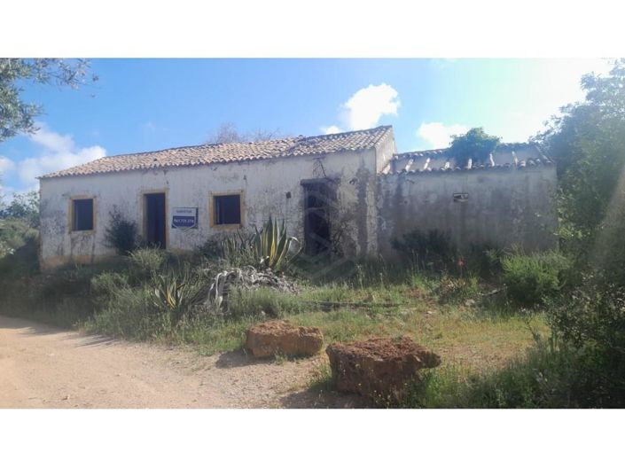 Image No.1-3 Bed House for sale