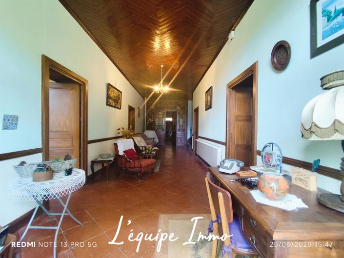 Image No.10-7 Bed House for sale