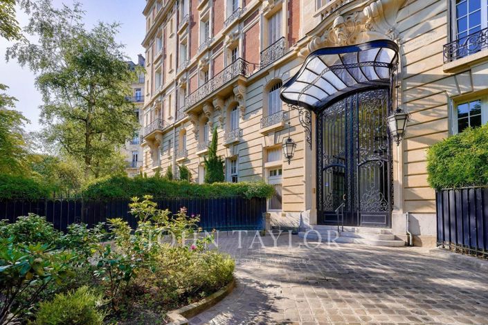 Image No.21-4 Bed Apartment for sale