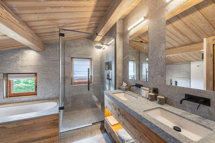 Image No.10-4 Bed House for sale