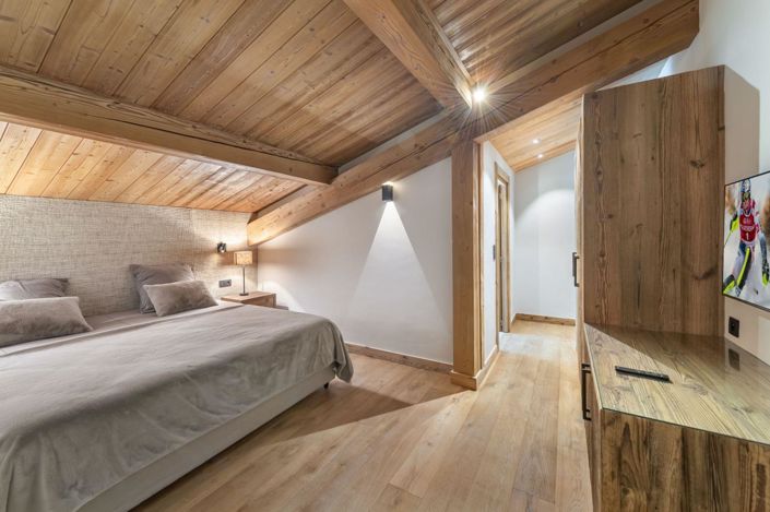 Image No.9-4 Bed House for sale