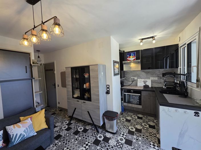 Image No.2-Appartement de 1 chambre à vendre à Cazaubon