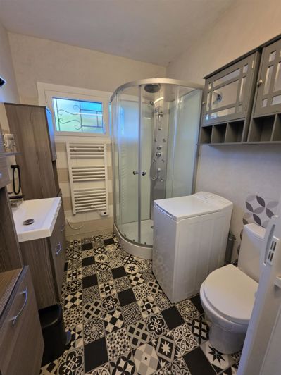 Image No.8-Appartement de 1 chambre à vendre à Cazaubon