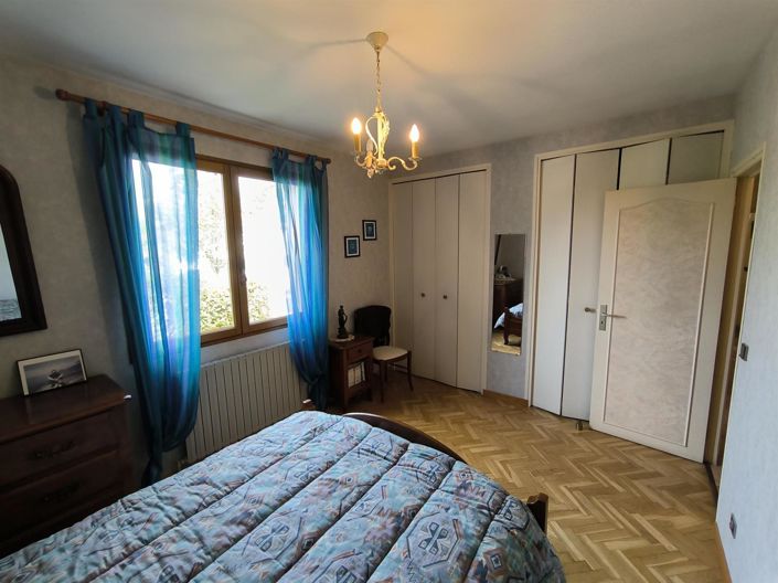 Image No.14-3 Bed House for sale