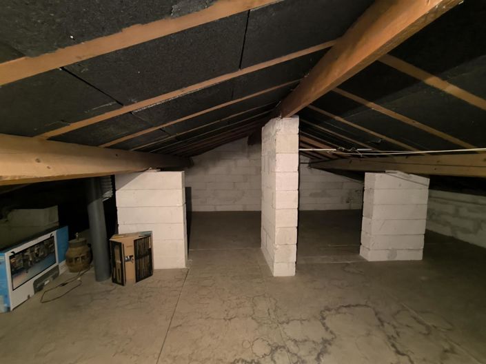 Image No.19-3 Bed House for sale