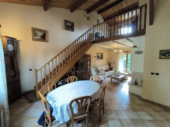 Image No.7-3 Bed House for sale