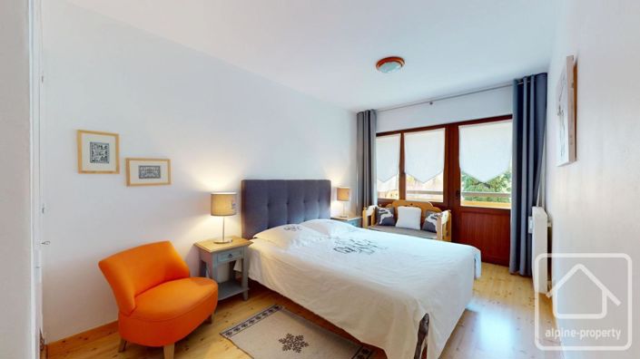 Image No.12-3 Bed Apartment for sale