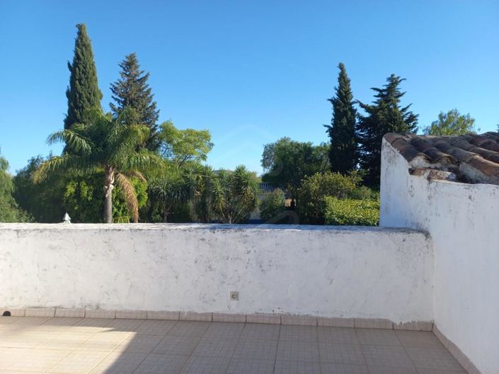 Image No.13-4 Bed House for sale