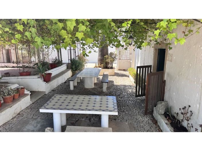 Image No.26-4 Bed House for sale