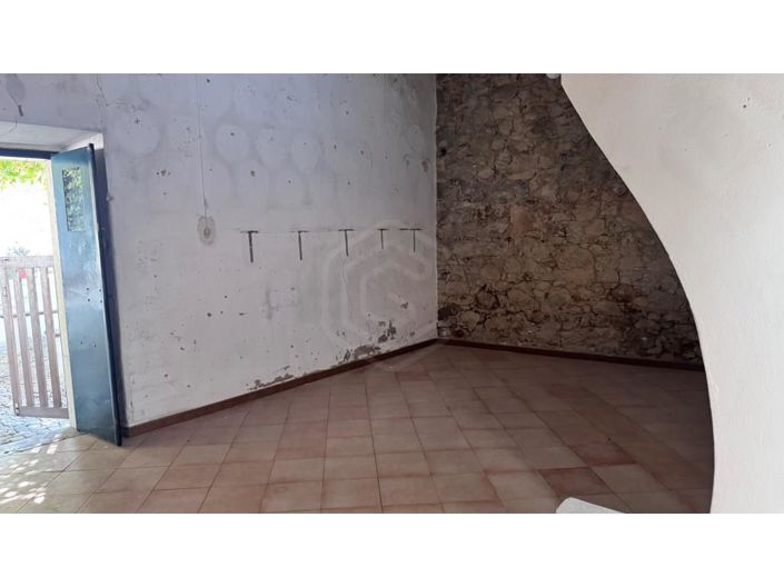 Image No.28-4 Bed House for sale