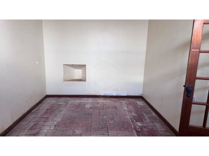 Image No.29-4 Bed House for sale