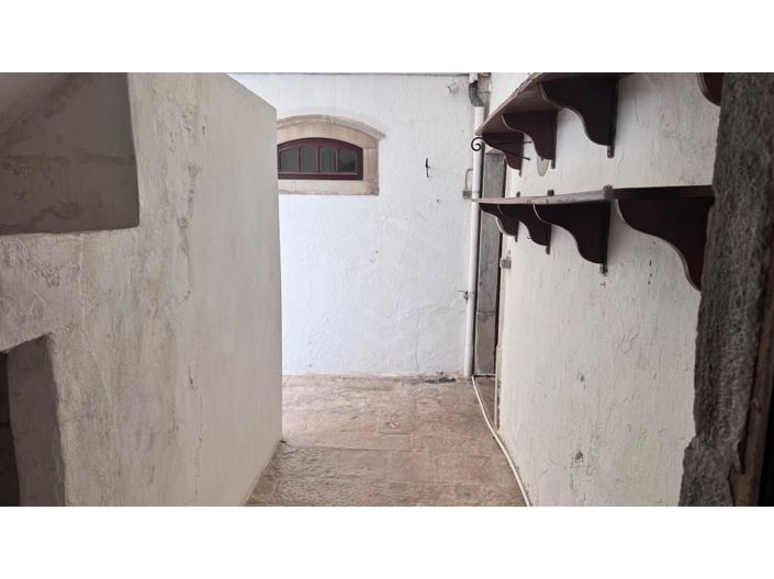 Image No.32-4 Bed House for sale