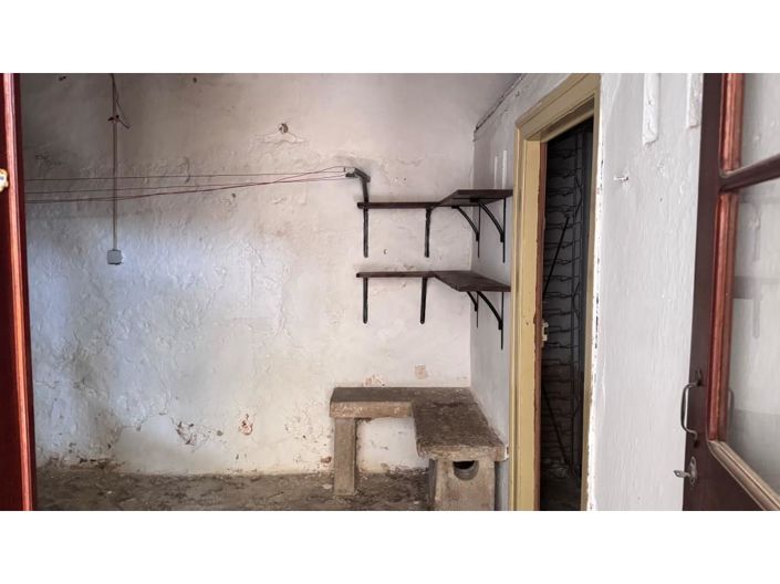 Image No.33-4 Bed House for sale