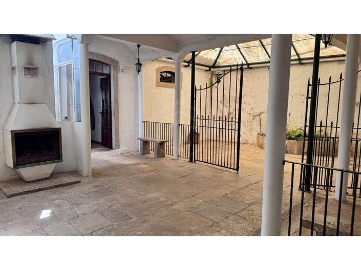 Image No.40-4 Bed House for sale