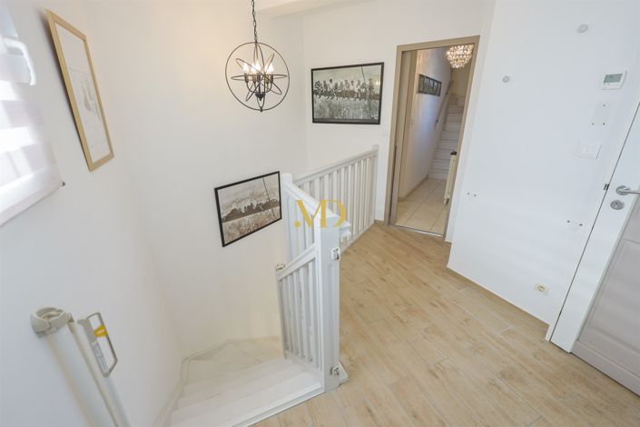 Image No.16-3 Bed House for sale