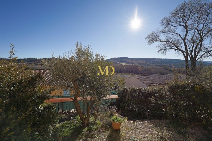 Image No.8-3 Bed House for sale