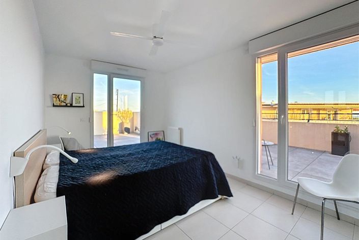 Image No.3-3 Bed Apartment for sale