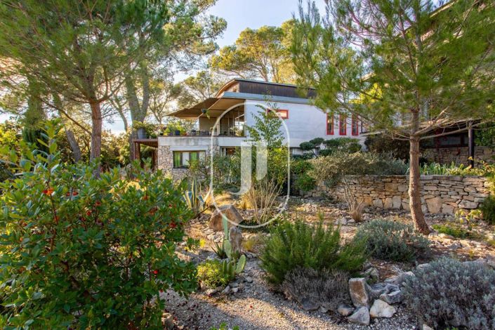 Image No.2-3 Bed House for sale