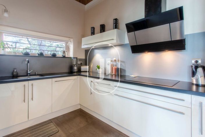 Image No.7-3 Bed House for sale