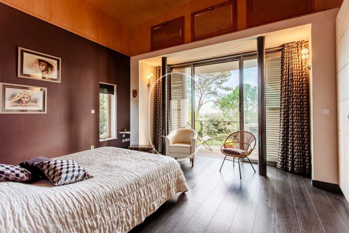 Image No.8-3 Bed House for sale