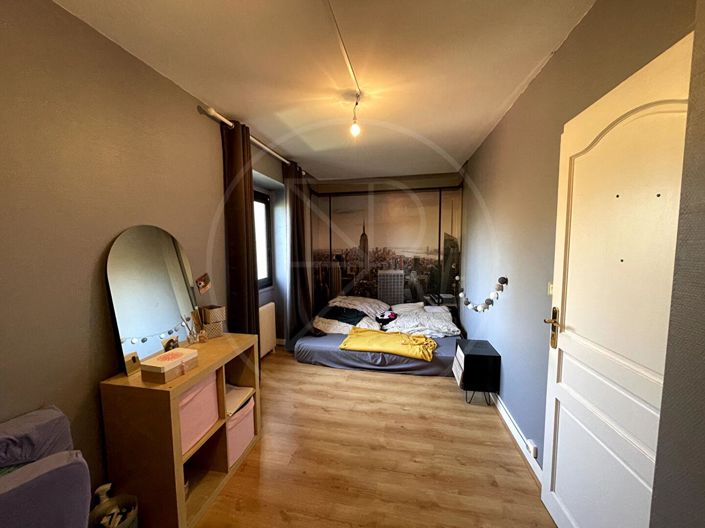 Image No.11-4 Bed House for sale