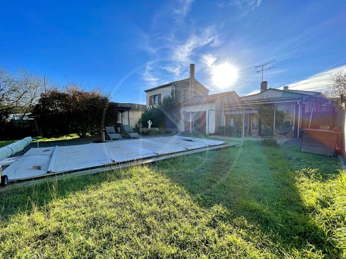 Image No.3-4 Bed House for sale