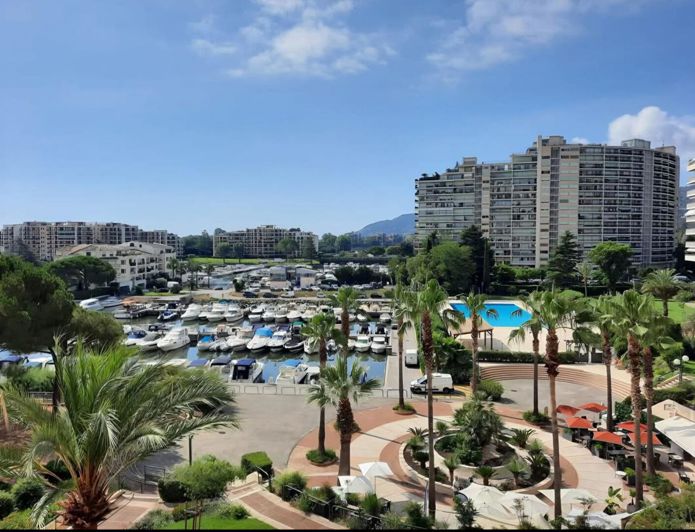 Image No.2-Appartement de 2 chambres à vendre à Mandelieu-la-Napoule