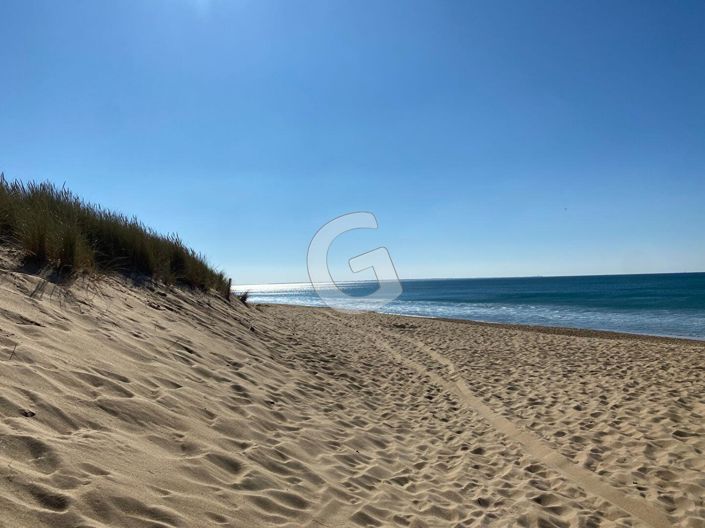 Image No.12-3 Bed House for sale